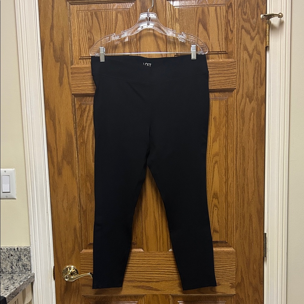 LOFT Black Cropped Ponte Leggings